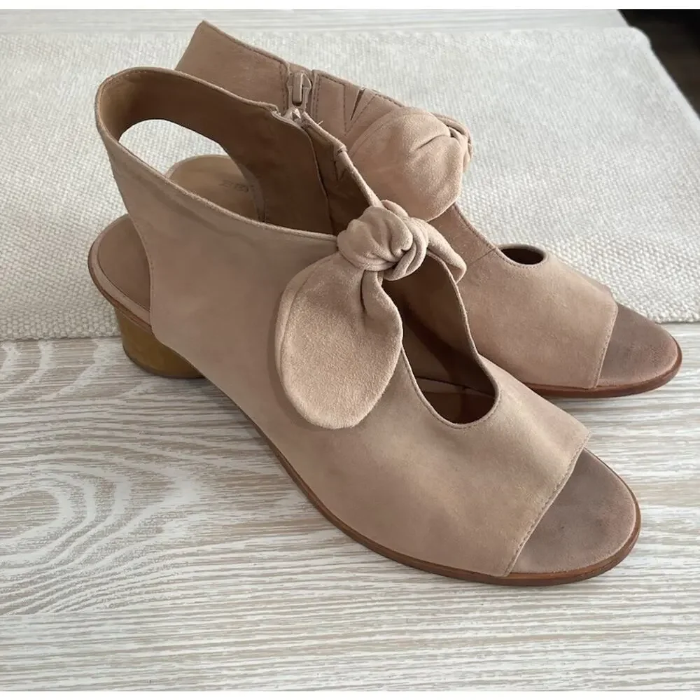 Bernardo Luna Bow Shooties Sandals booties Lizzie Soft pink suede w/ Zip Sz 10